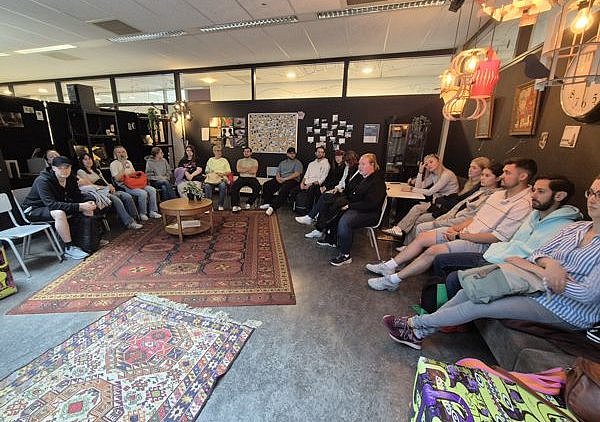 Gruppenfoto in der Ontwerpfabrik